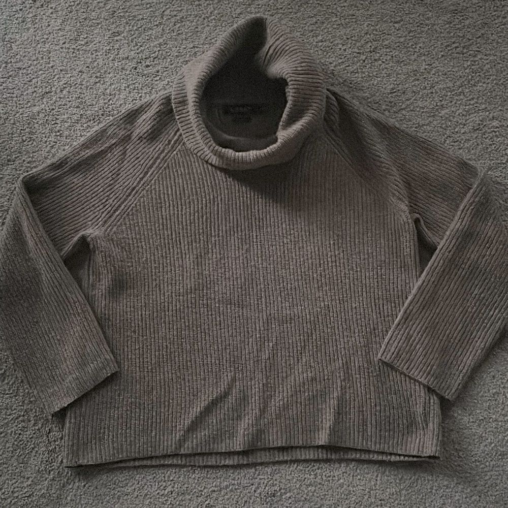Lauren Ralph Lauren Cashmere Sweater!